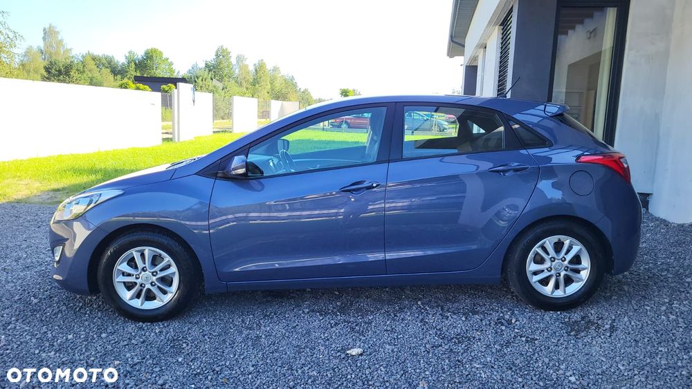 Hyundai i30 1.4 Intro Edition - 8