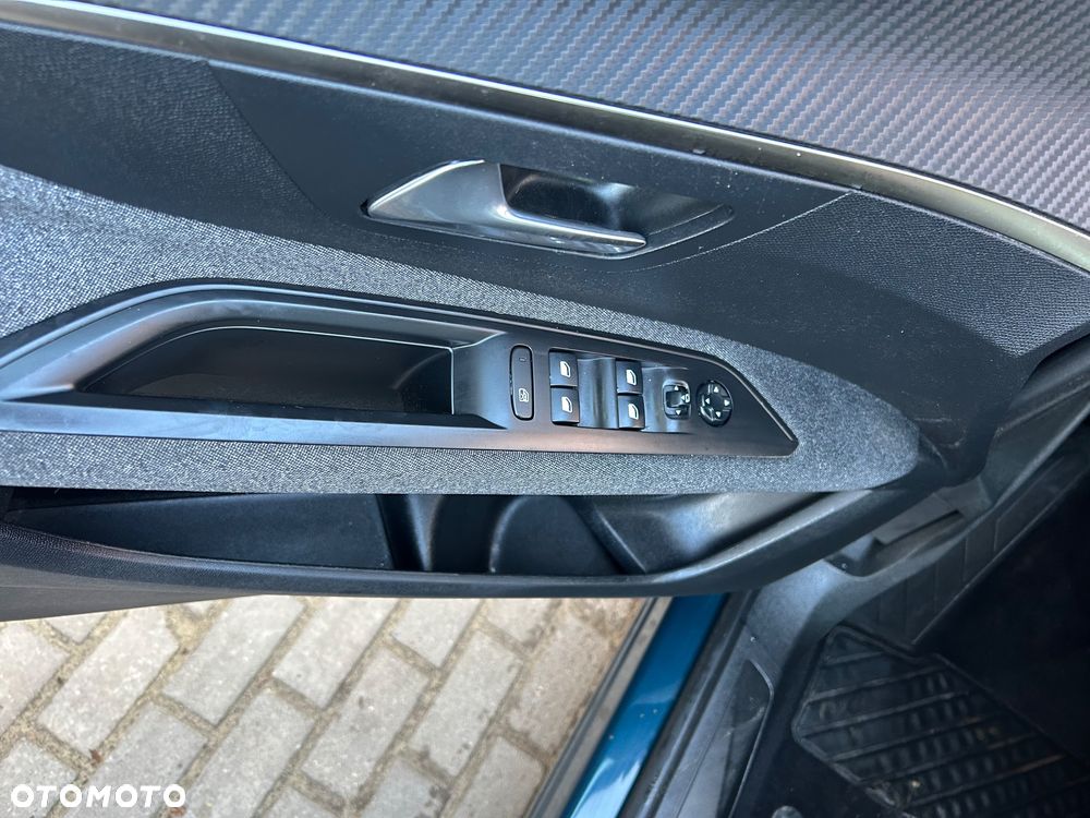 Peugeot 3008 - 12