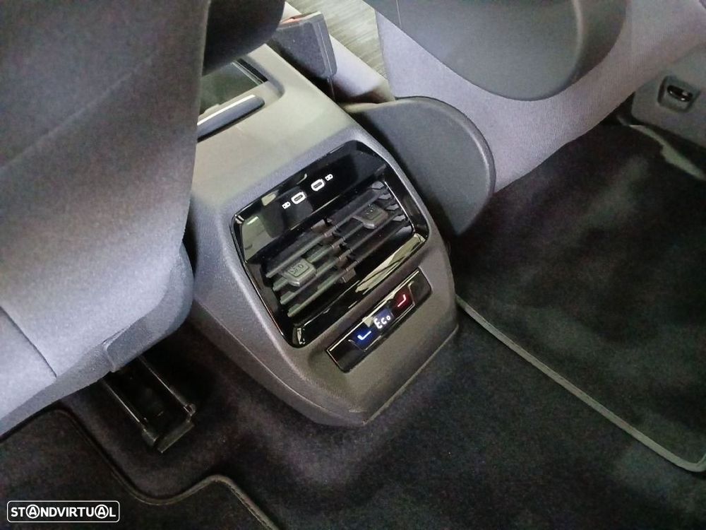 VW ID.4 77 kWh Pro Performance - 32