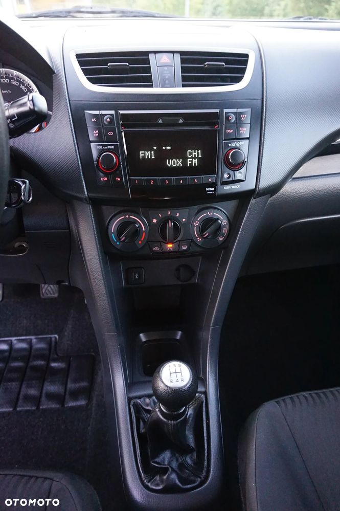 Suzuki Swift - 32