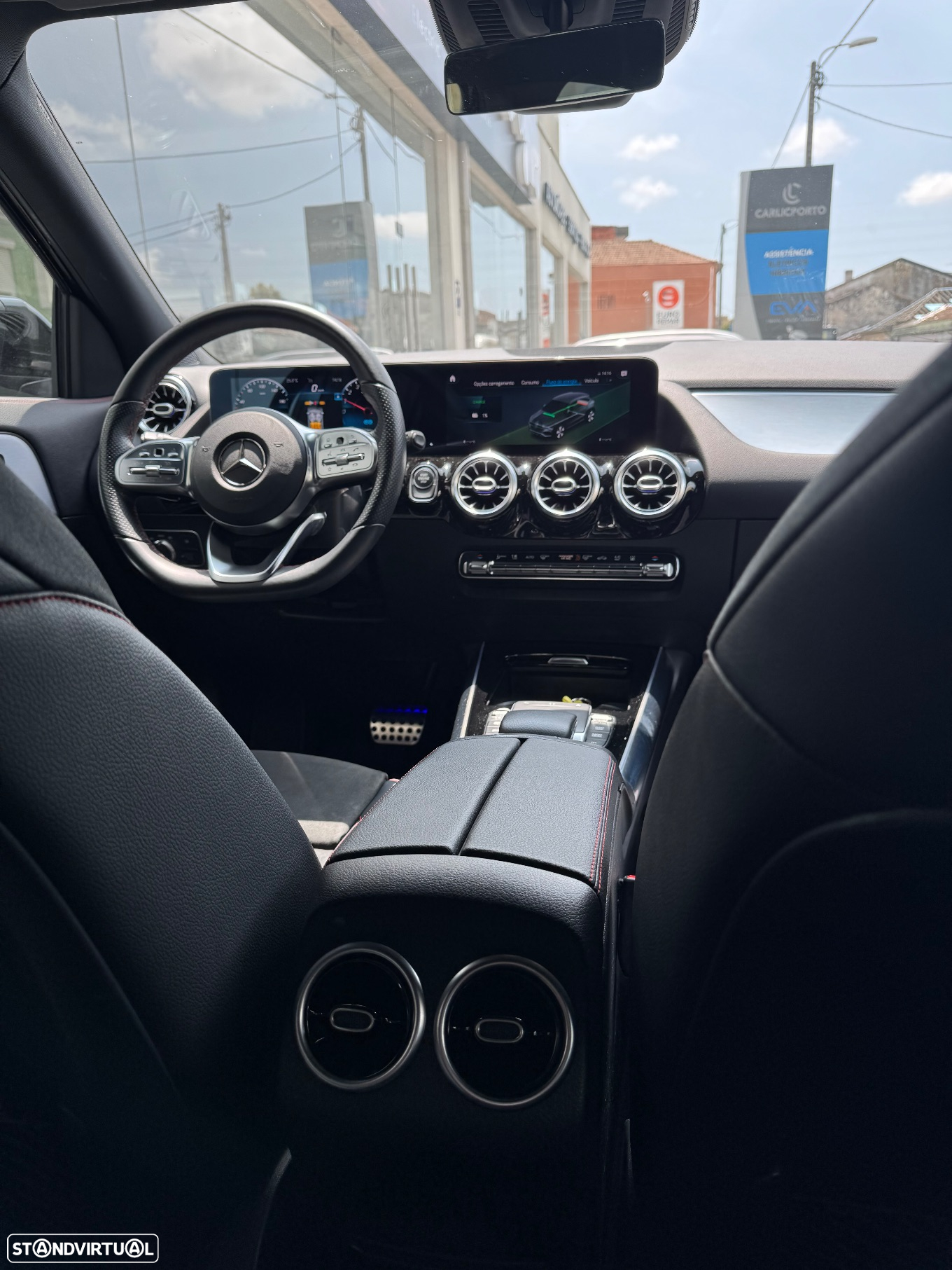 Mercedes-Benz GLA 250 e AMG Line - 12