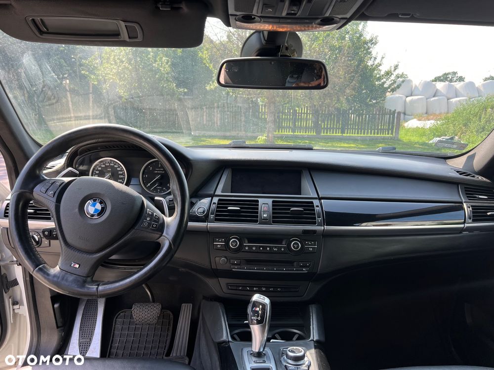 BMW X6 xDriveM50d - 17