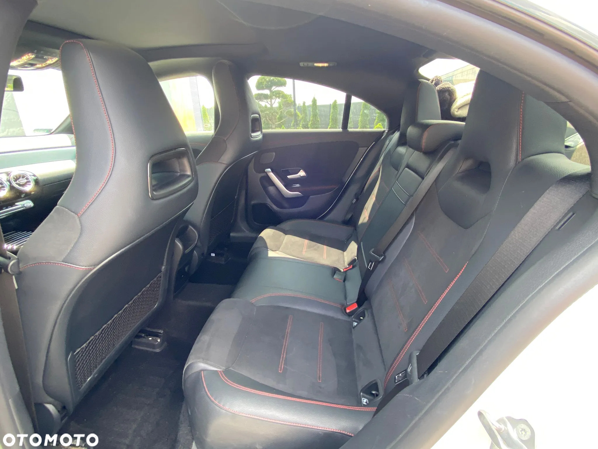 Mercedes-Benz CLA 180 AMG Line 7G-DCT - 11