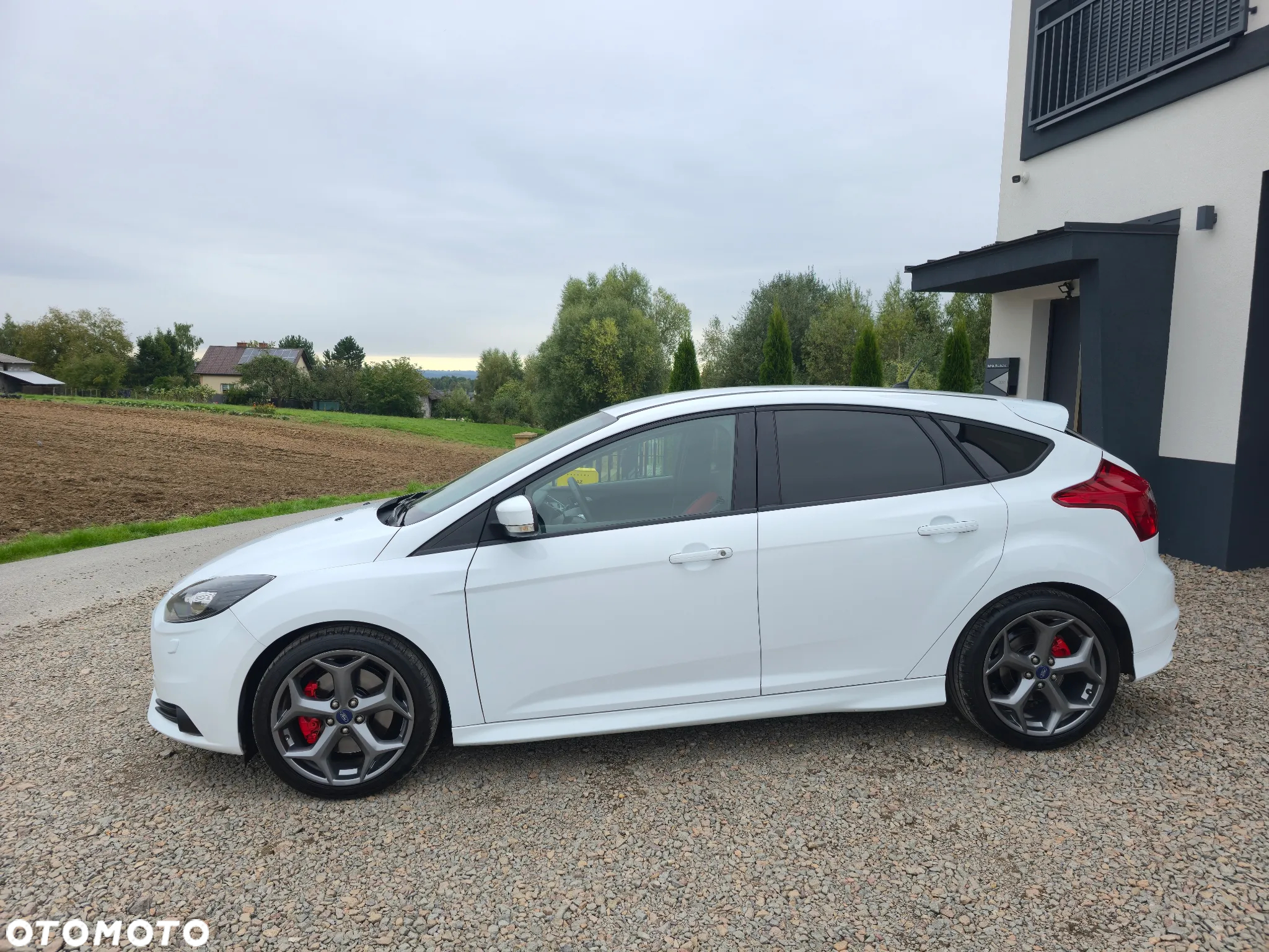 Ford Focus Turnier 2.0 EcoBoost ST mit Leder-Sport-Paket - 20