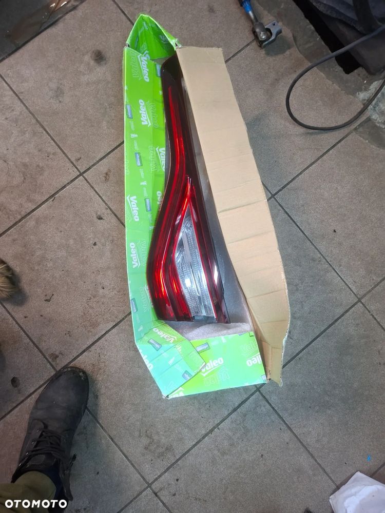 Lampa prawa tył megane IV led nowa poznan
