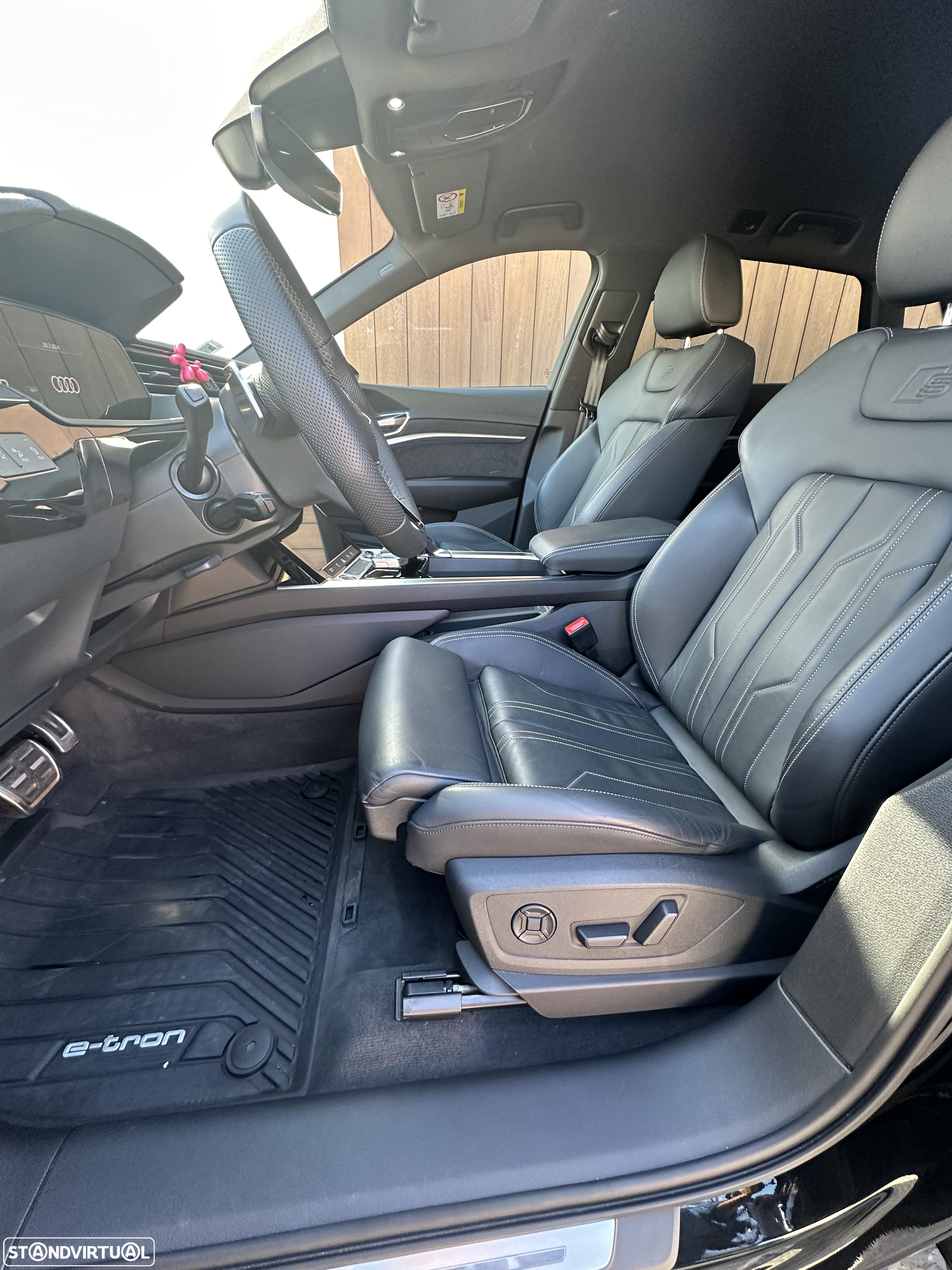 Audi Q8 e-Tron 50 quattro S line - 18