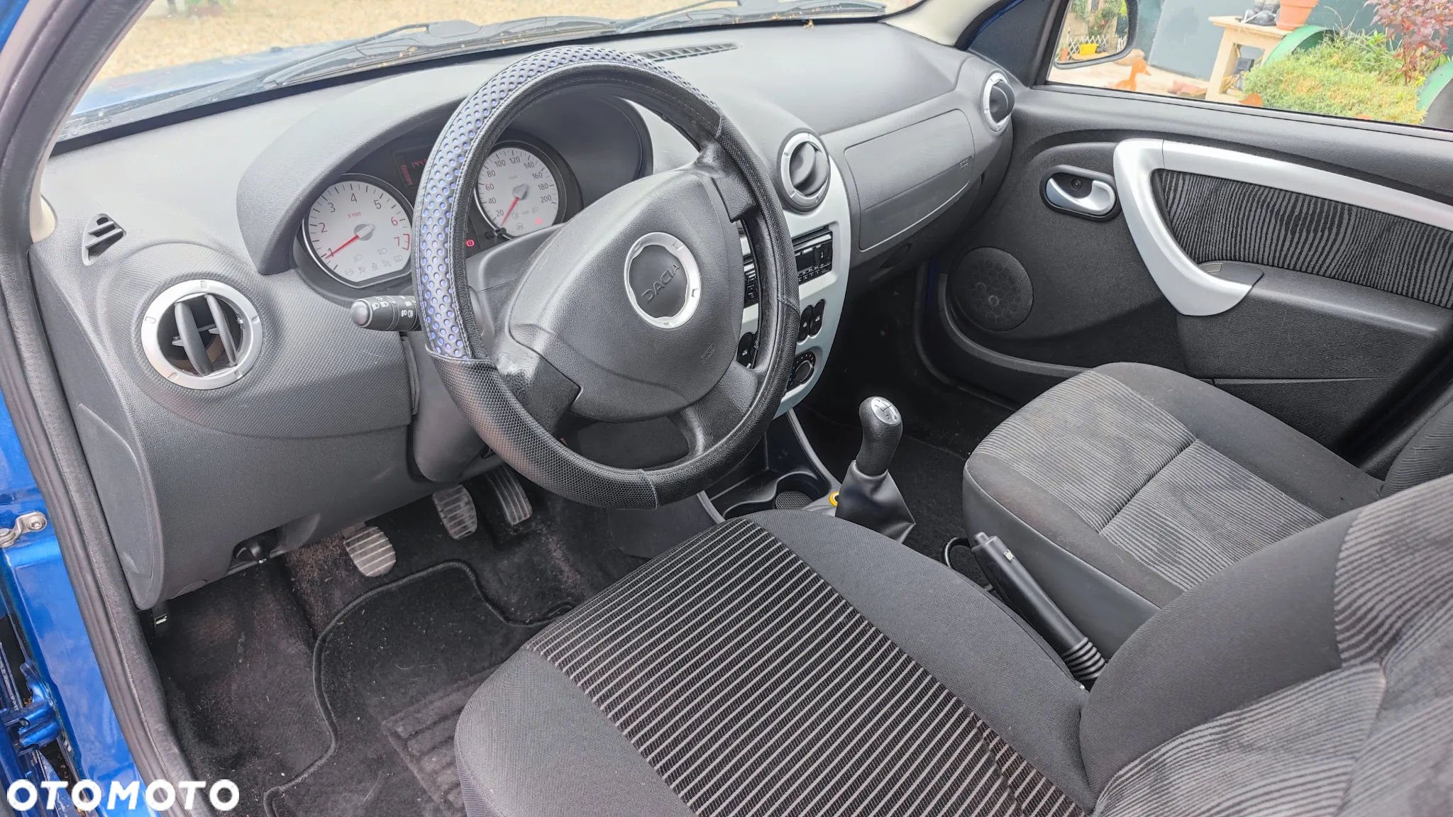Dacia Sandero Stepway 1.6 - 7