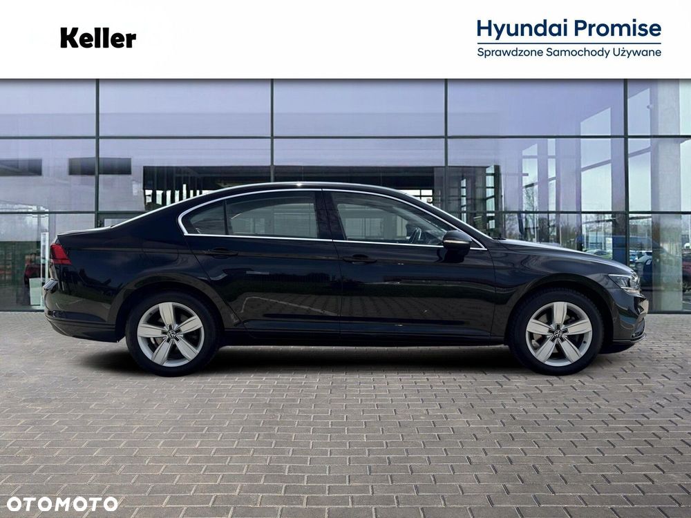 Volkswagen Passat - 8