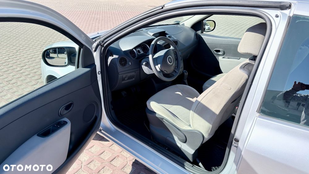 Renault Clio - 5