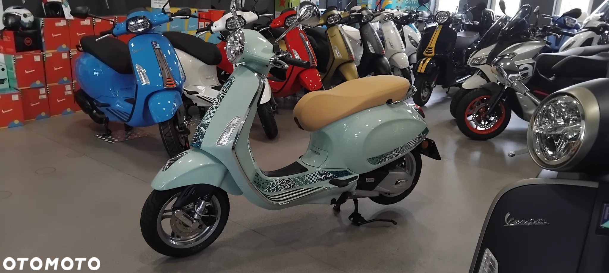 Vespa Primavera - 4