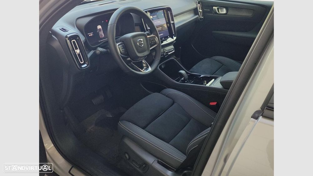 Volvo EC40 82 kWh Twin Motor Performance Ultra - 13