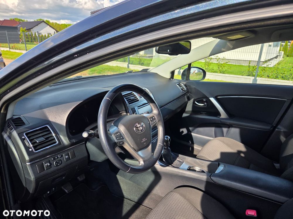 Toyota Avensis 2.0 D-4D - 4