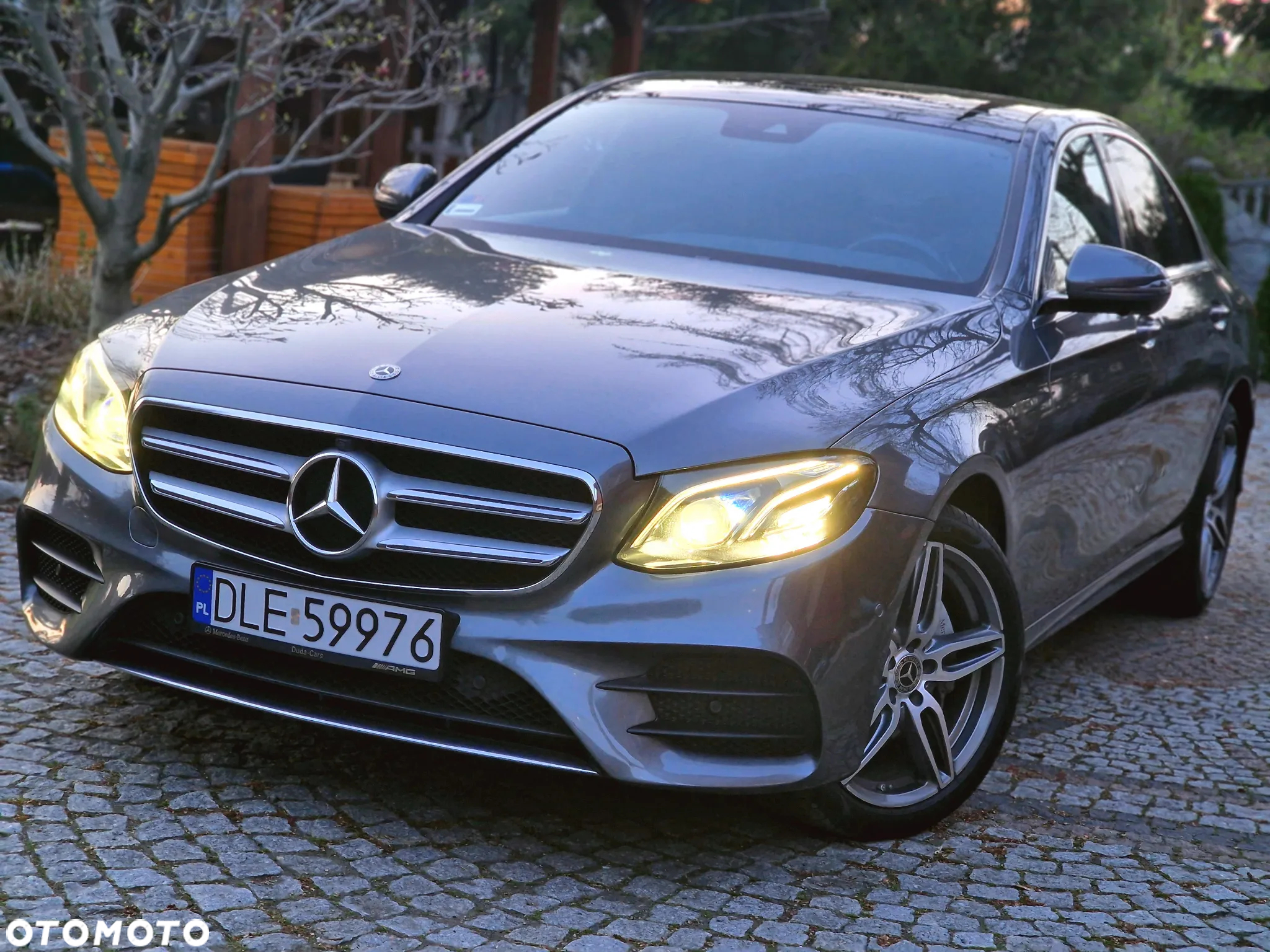 Mercedes-Benz Klasa E 220 d 4-Matic 9G-TRONIC - 10