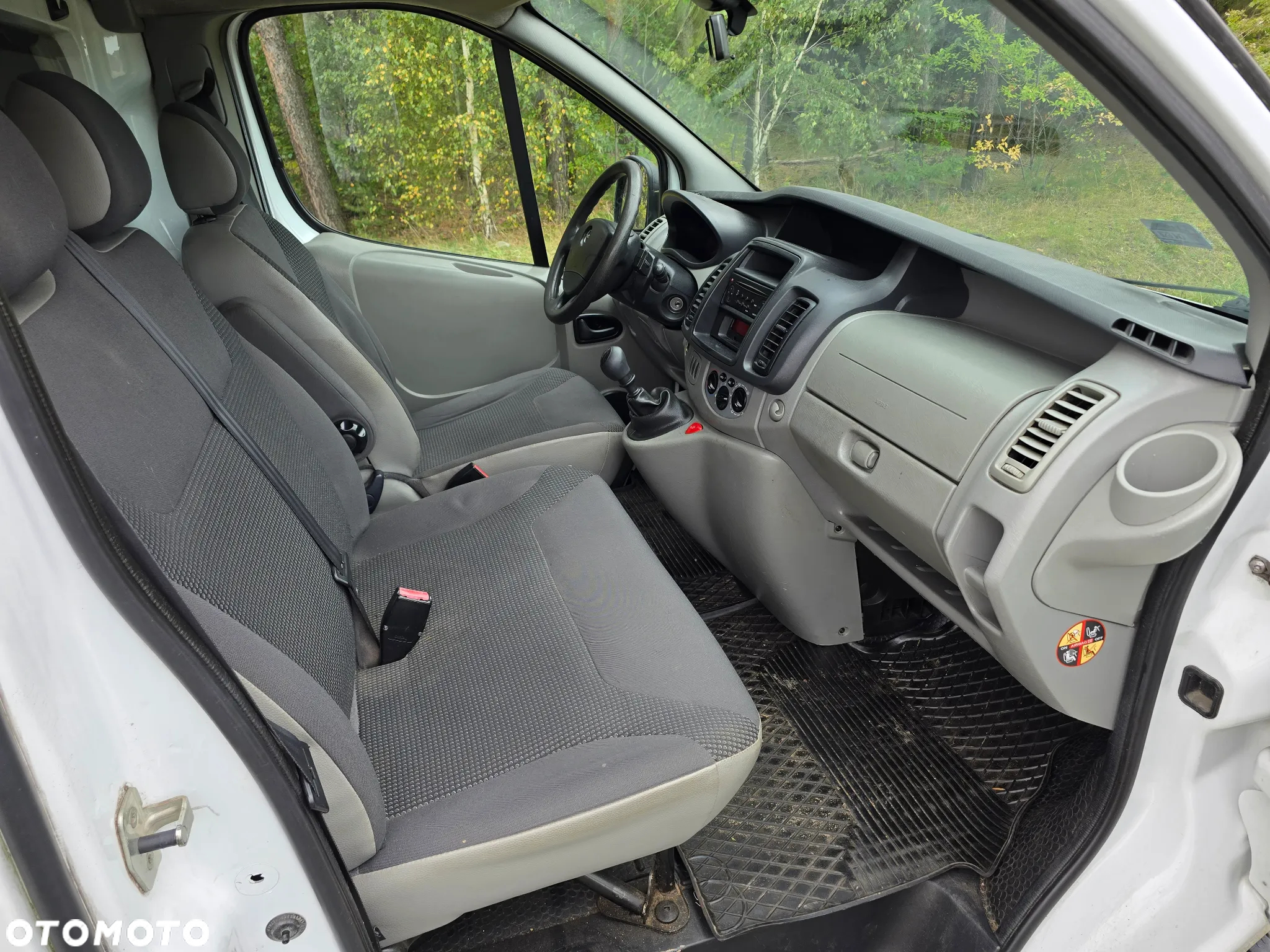 Opel VIVARO - 17