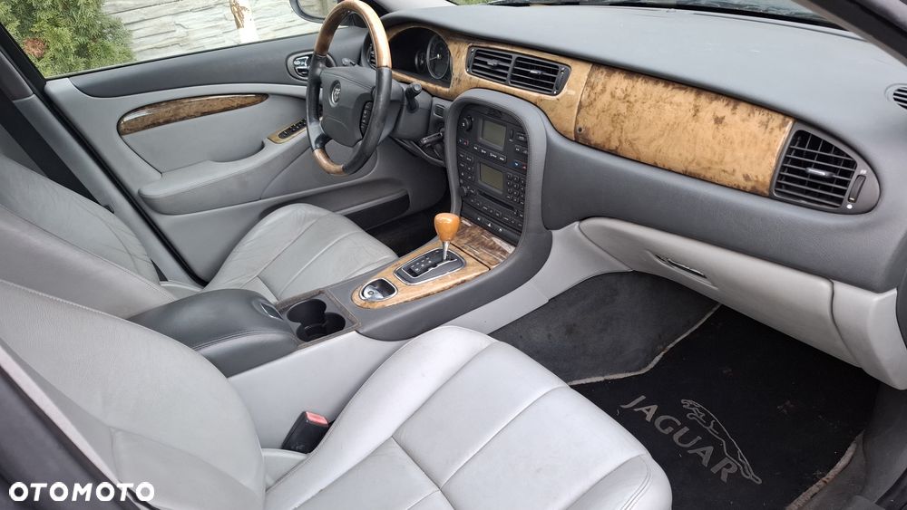 Jaguar S-Type 3.0 V6 Executive - 4