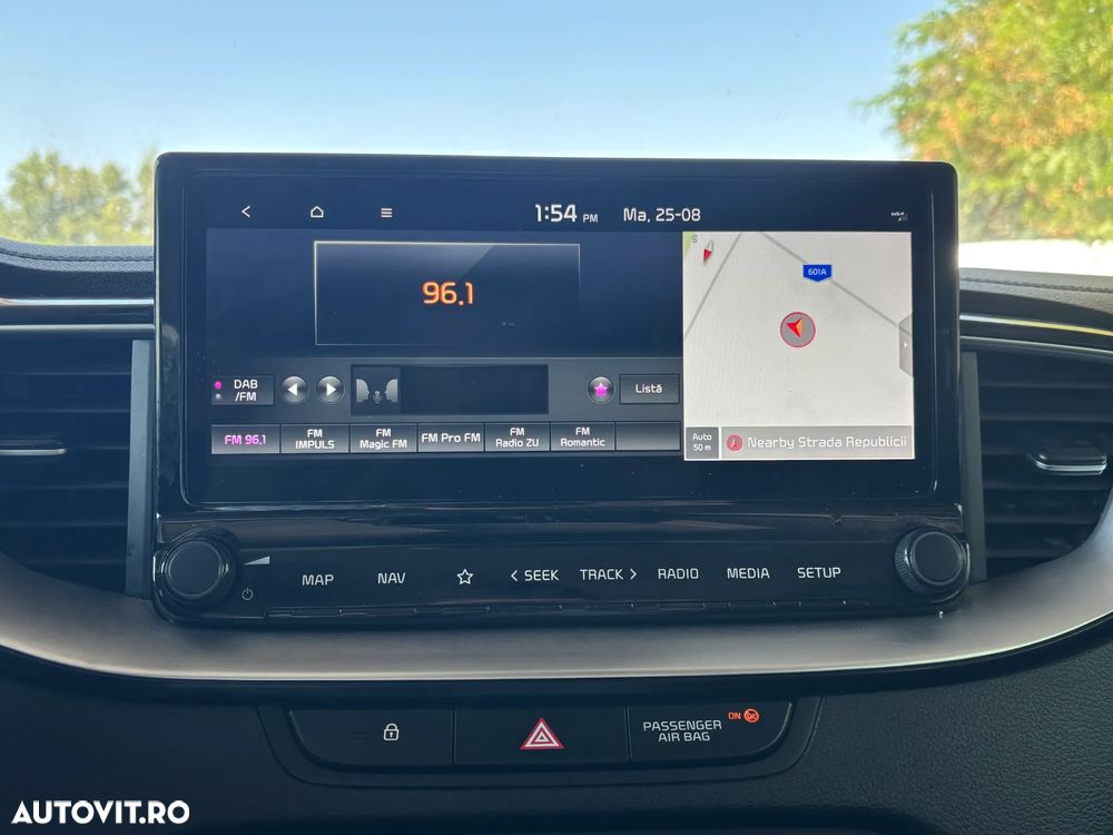 Kia Ceed - 27