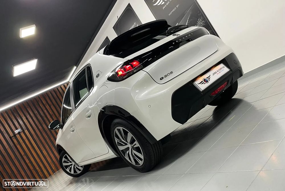Peugeot e-208 50 kWh Active Pack - 22