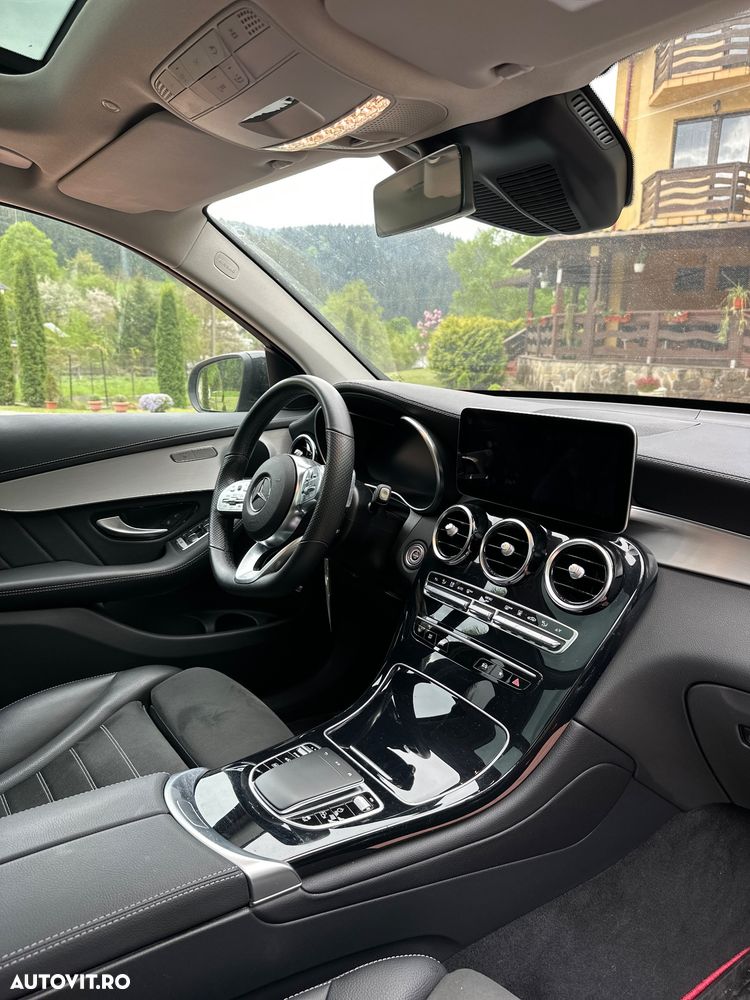 Mercedes-Benz GLC 300 4MATIC - 8