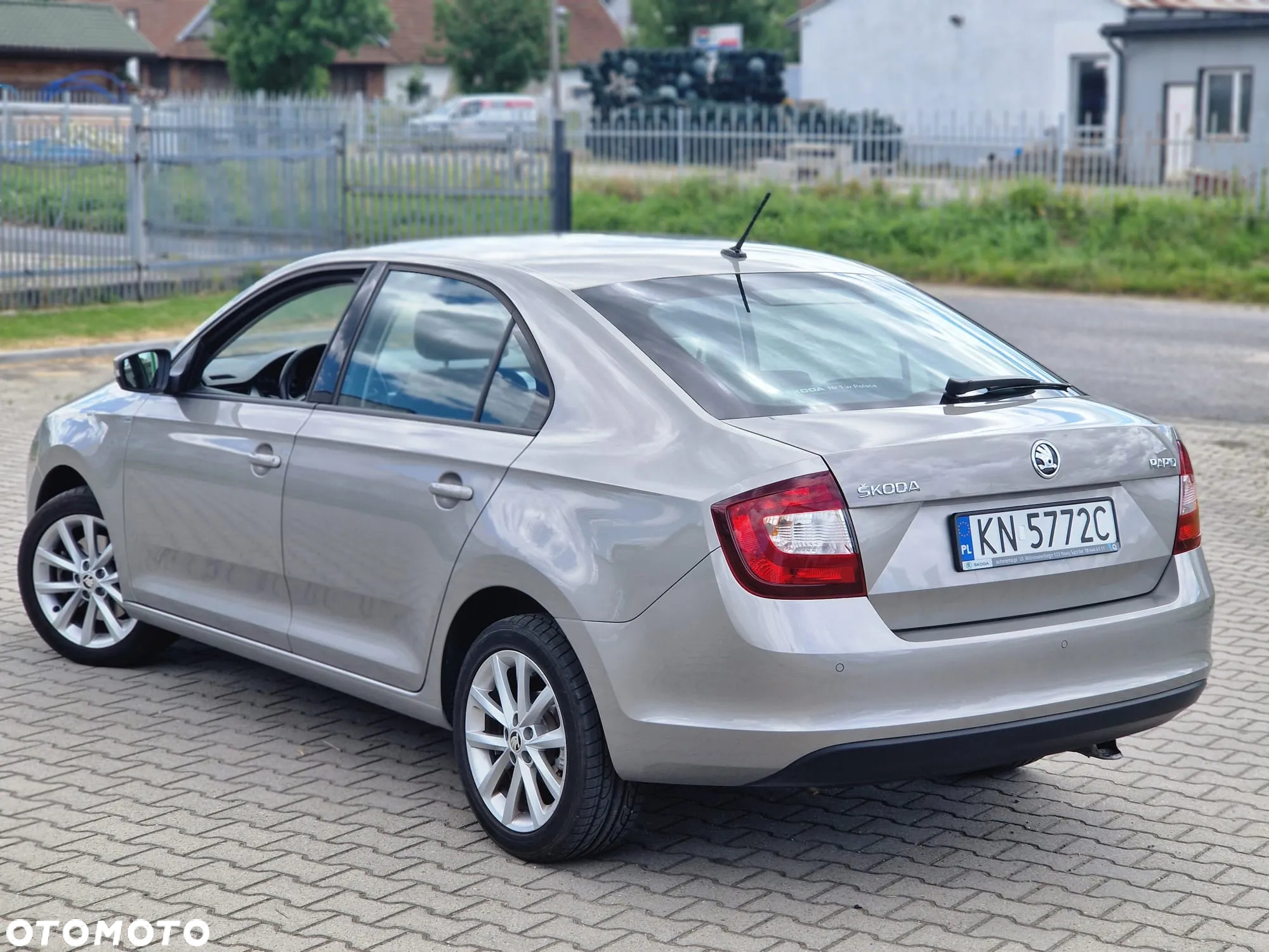 Skoda RAPID 1.0 TSI Ambition - 4