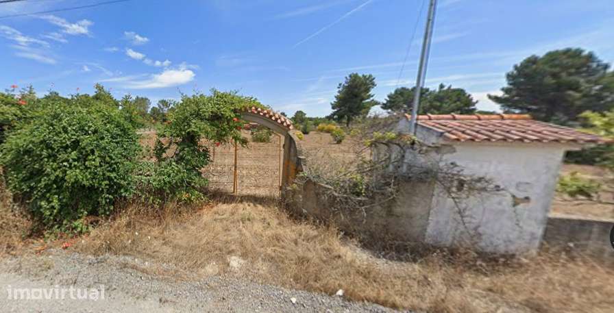 Lote urbano com furo - 5.350m2 - murado - Grande imagem: 3/6
