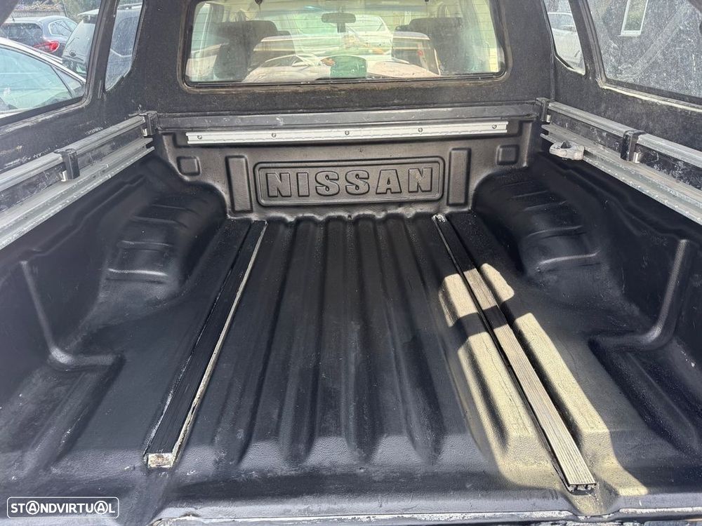 Nissan Navara 2.5 dCi KC SE 4WD - 13