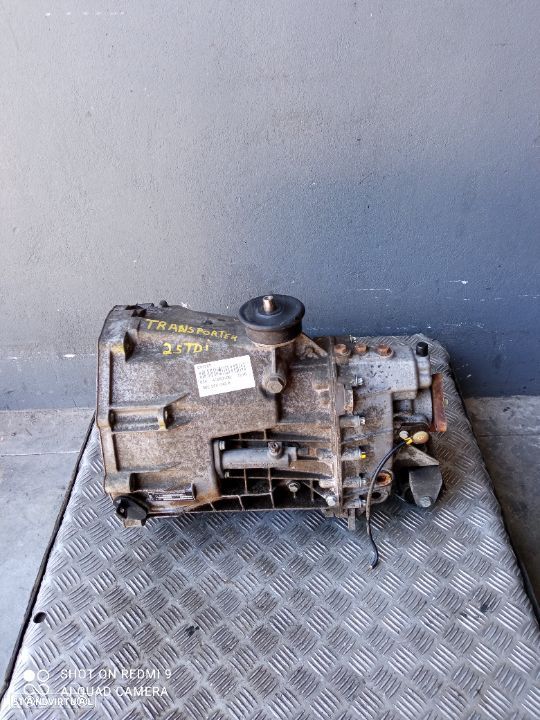 Caixa de velocidades Volkswagen LT28-46 2.5TDI - REF: 711614 - 1
