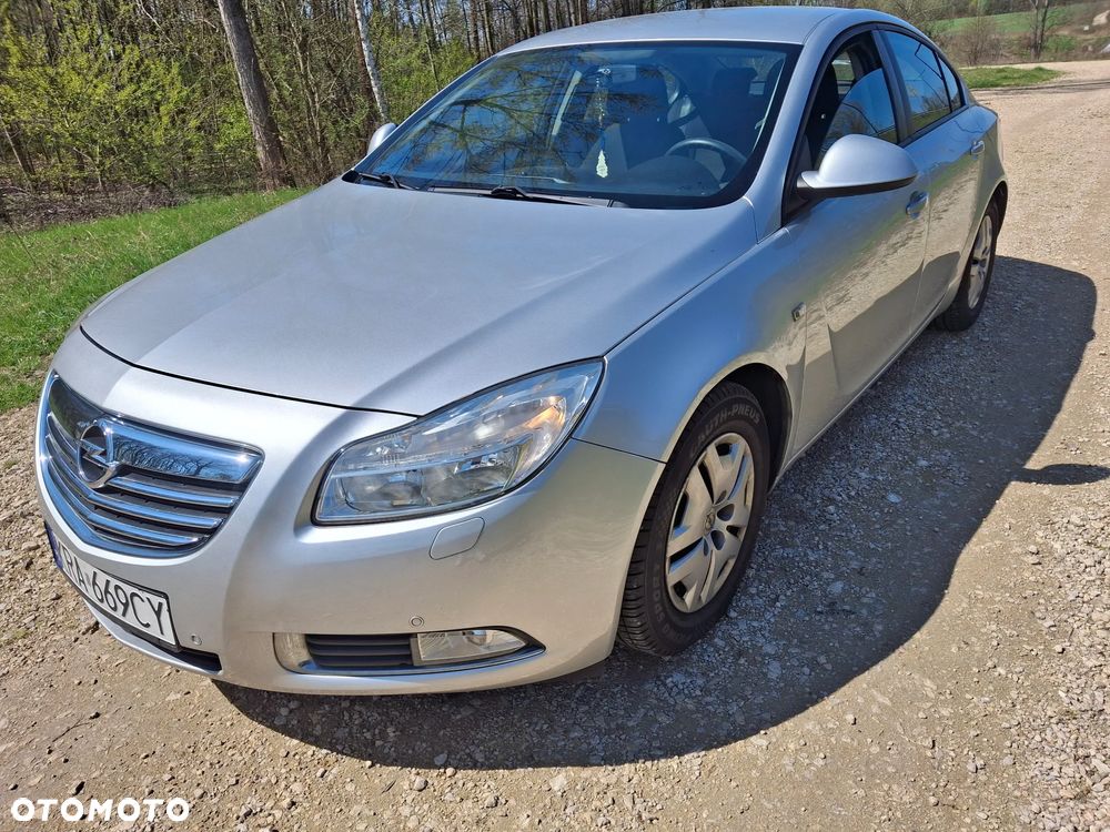 Opel Insignia 1.6 - 18