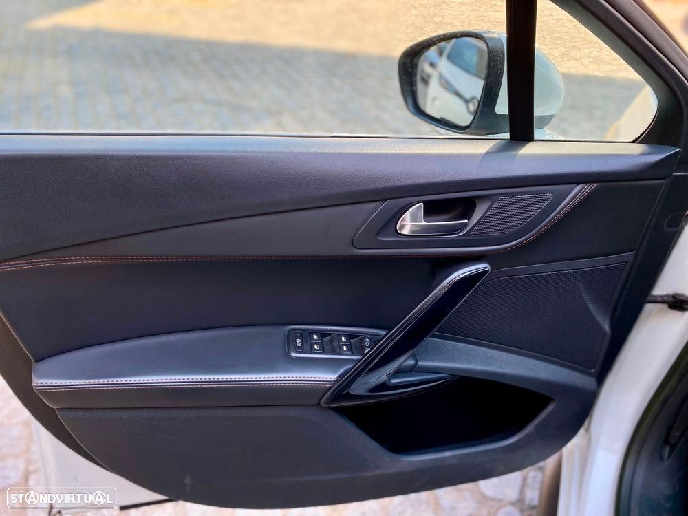 Peugeot 508 RXH 2.0 HDi Hybrid4 2-Tronic - 10