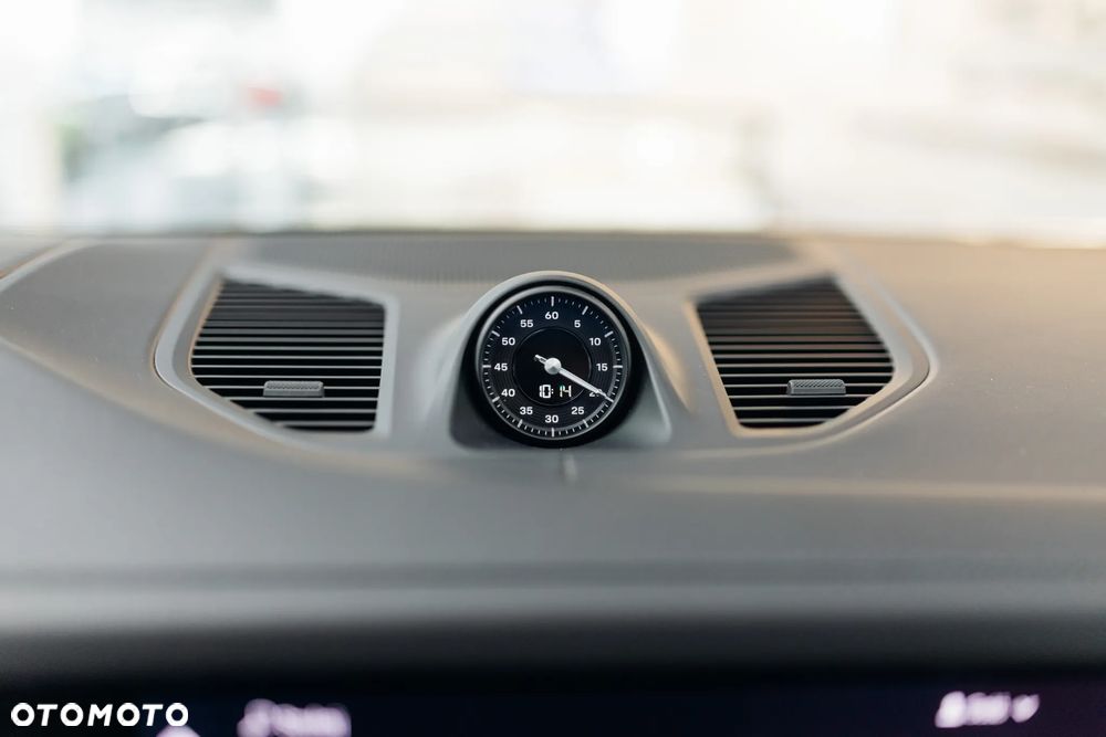 Porsche Cayenne GTS - 32