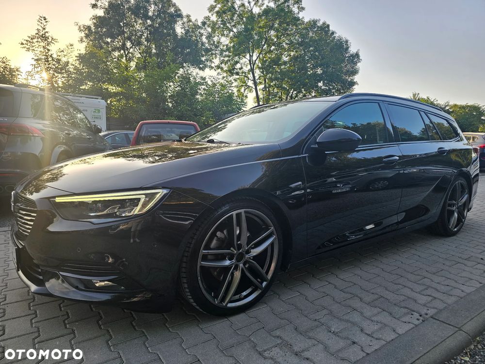 Opel Insignia 2.0 BiTurbo 4x4 Innovation - 11