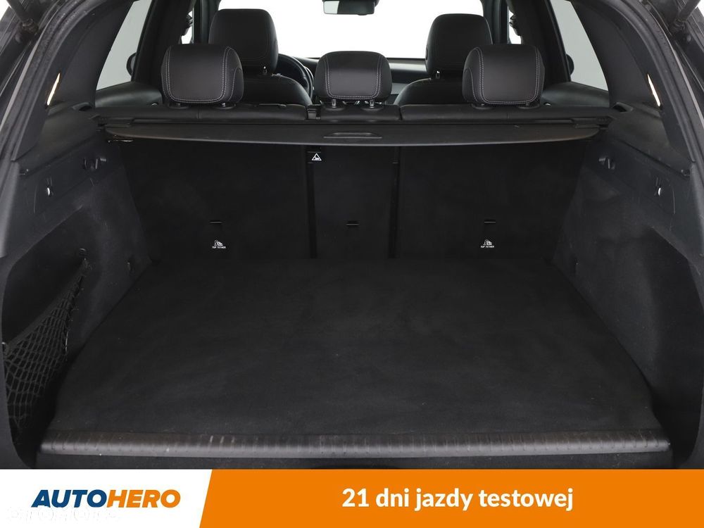 Mercedes-Benz GLC - 17