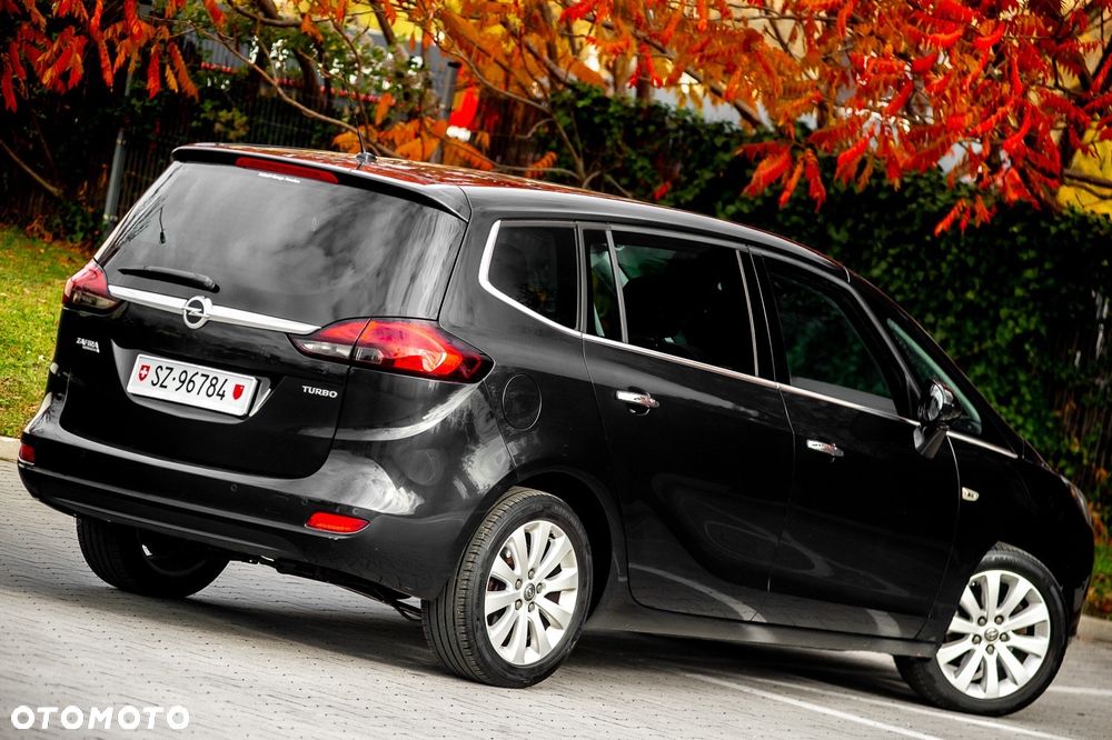 Opel Zafira 1.4 T Cosmo EU6 - 11