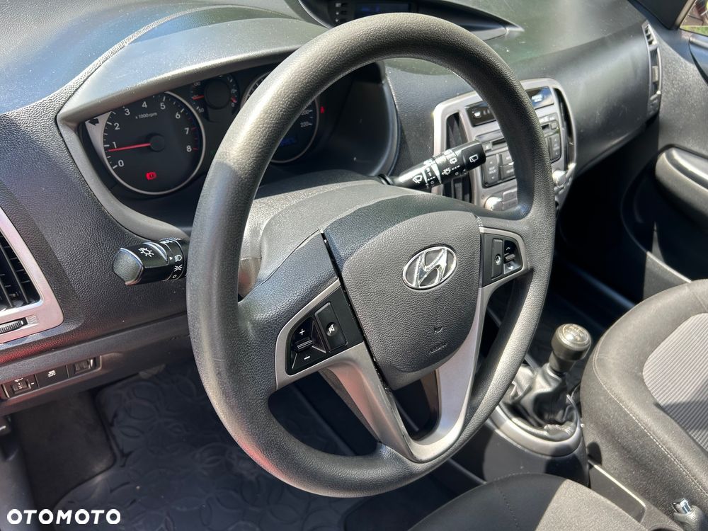 Hyundai i20 1.25 Comfort - 12