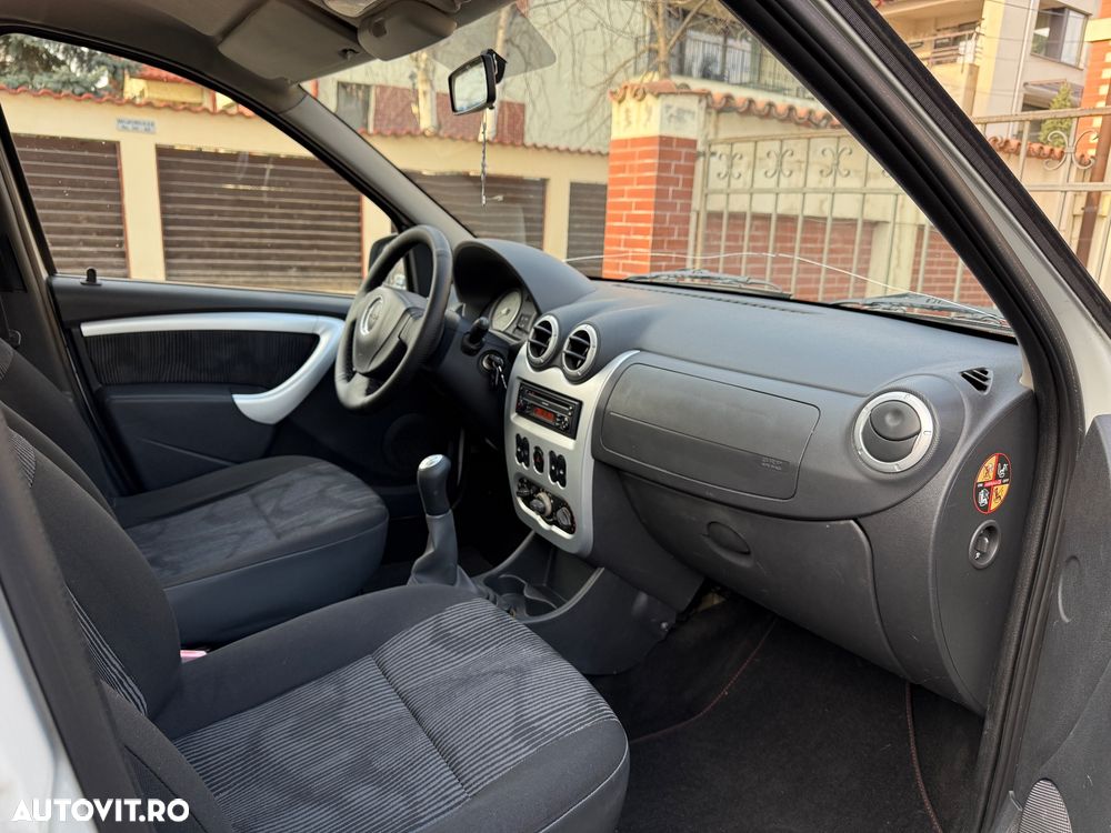 Dacia Logan 1.5 dCi Laureate - 7