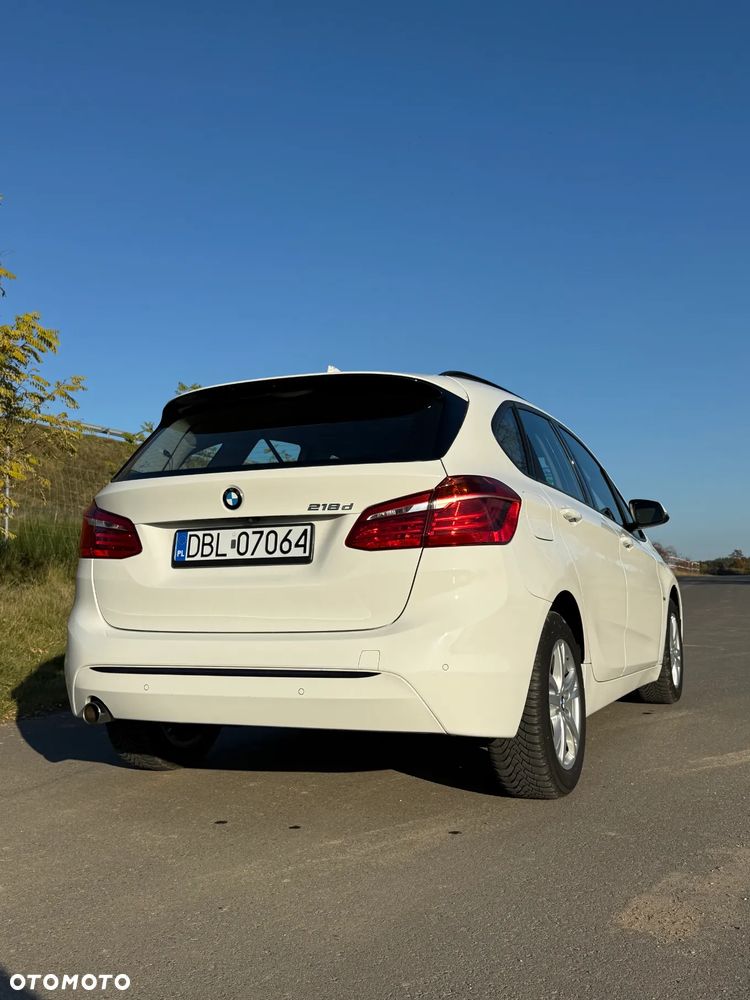 BMW Seria 2 218d - 7