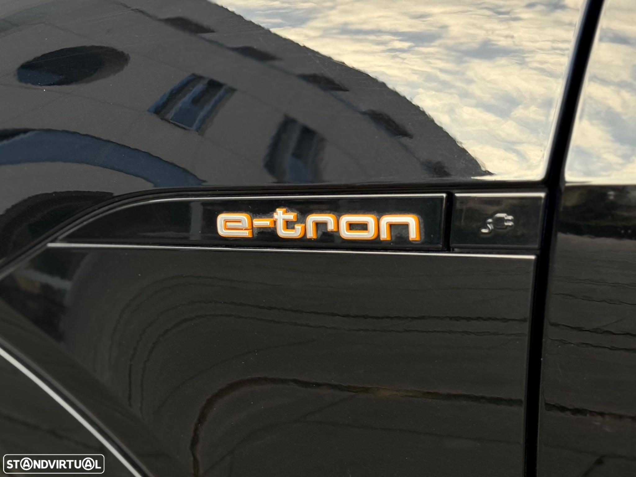 Audi e-tron 55 quattro S line - 12