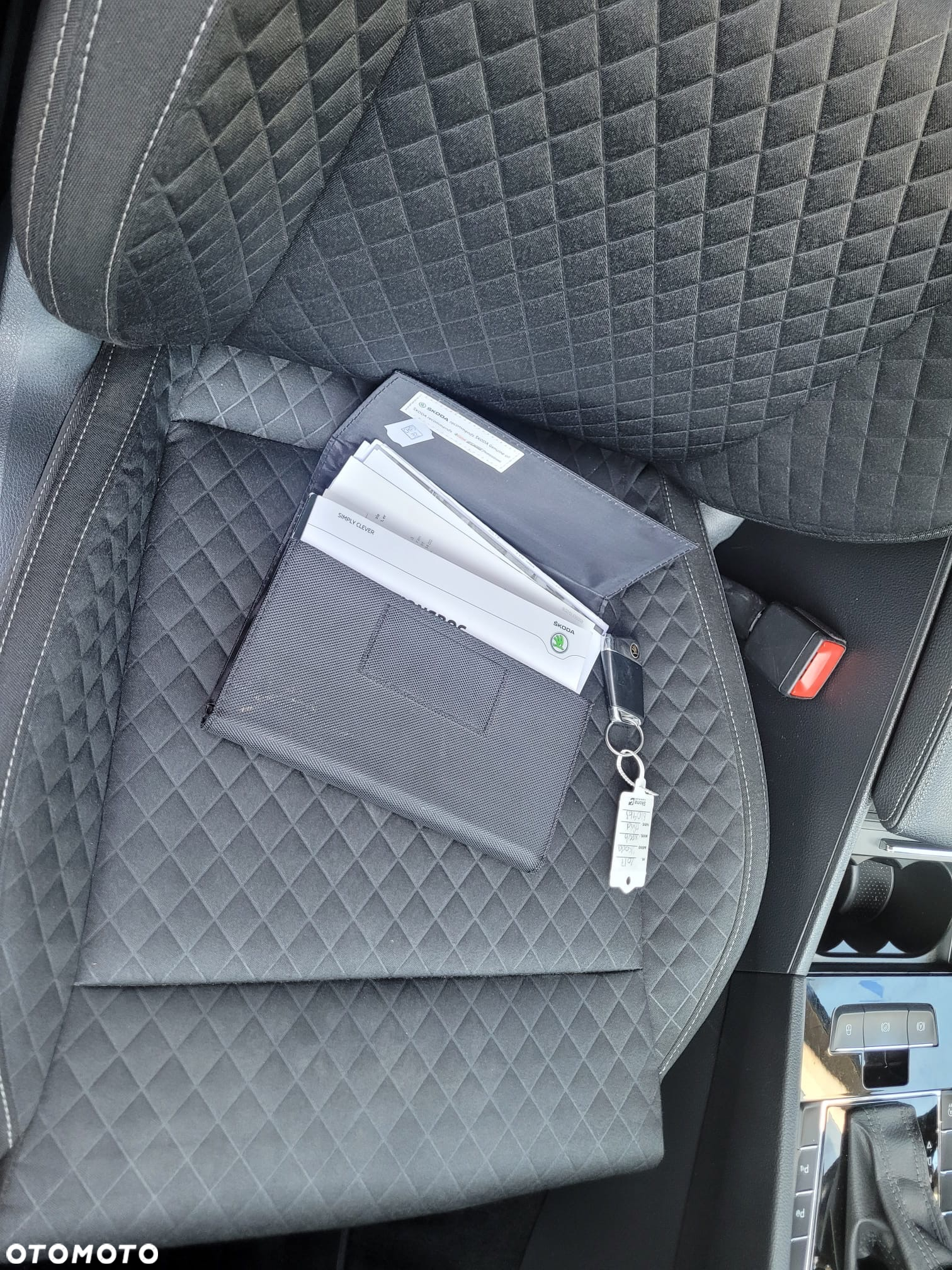 Skoda Superb 2.0 TDI DSG Premium Edition - 21
