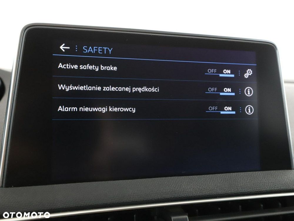 Peugeot 3008 PureTech 130 Stop & Start GPF EAT8 Allure Business-Paket - 27