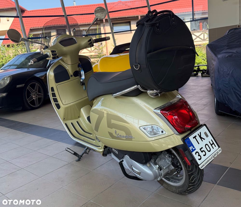 Vespa GTS - 3