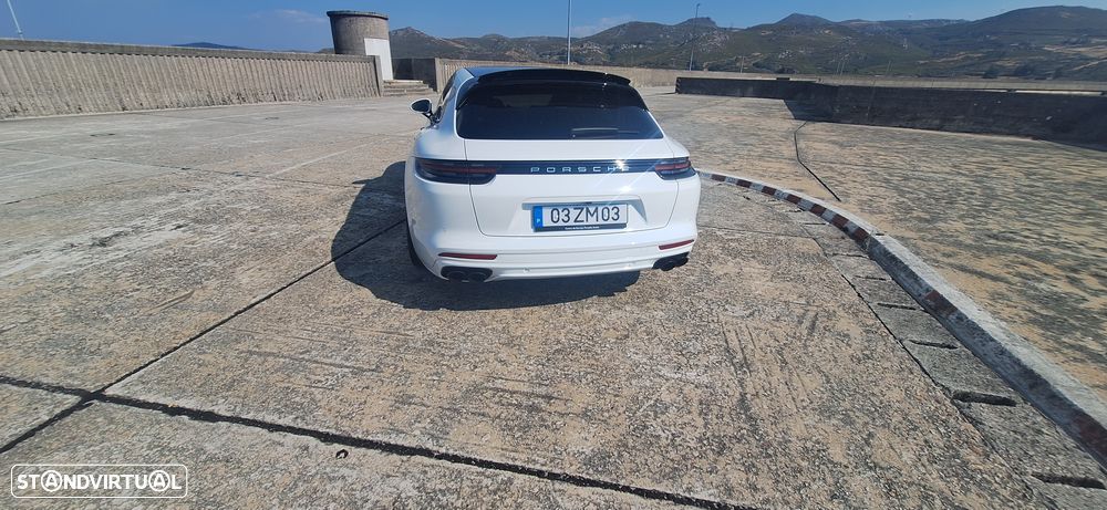 Porsche Panamera Sport Turismo - 2