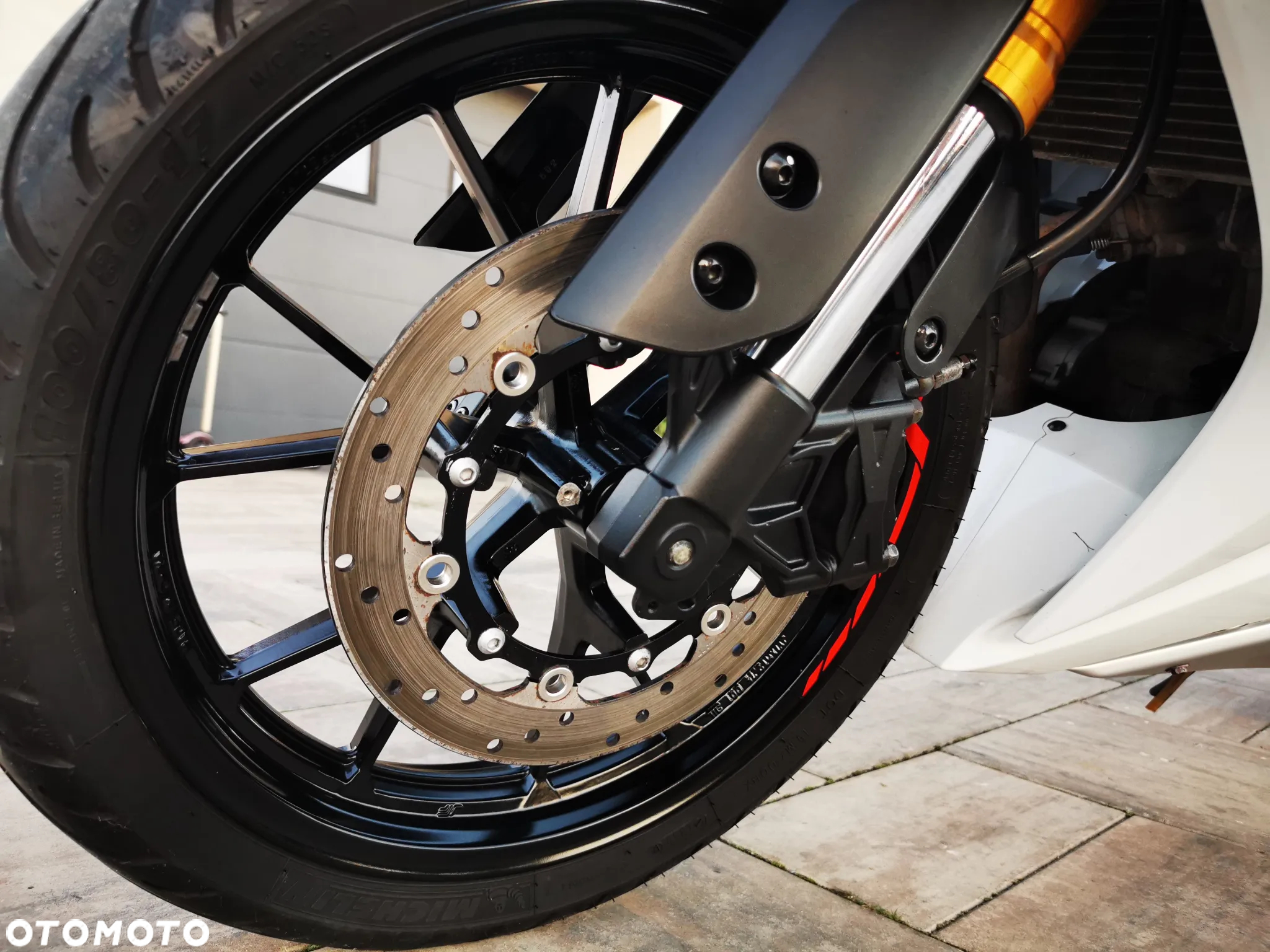 Yamaha YZF - 17