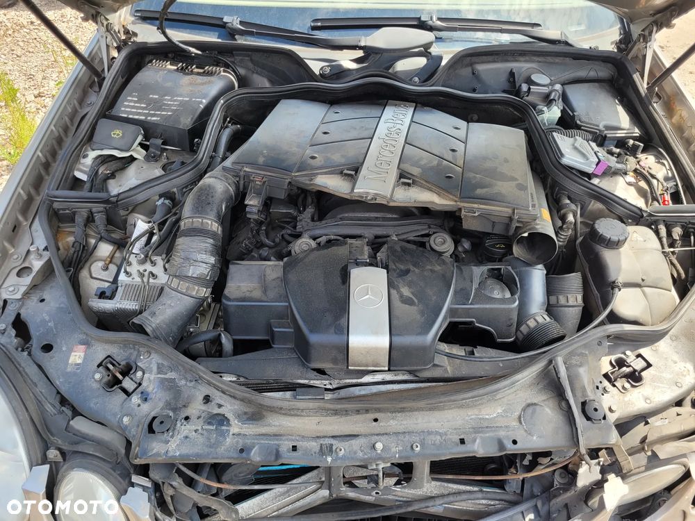 MERCEDES W211 E-KLASA 2.6 V6 112913 722696 silnik skrzynia napęd sanki belka wahacz wahacze zacisk zaciski zwrotnica - 2