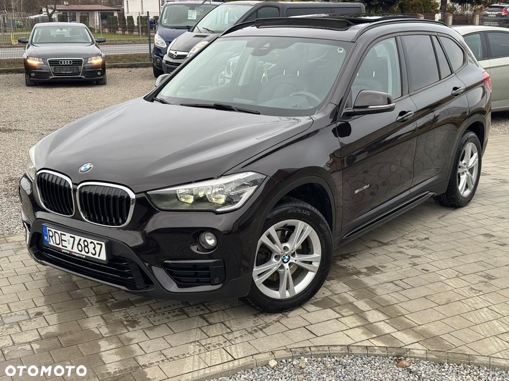BMW X1 sDrive18d xLine - 9