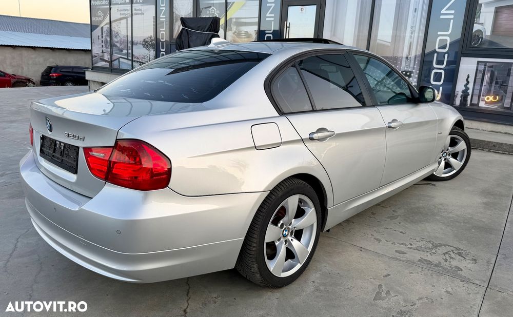 BMW Seria 3 320d DPF Aut. - 4