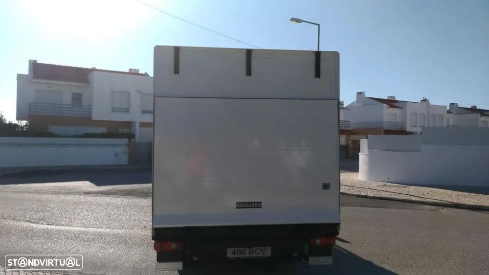 Mitsubishi Canter Fuso - 1