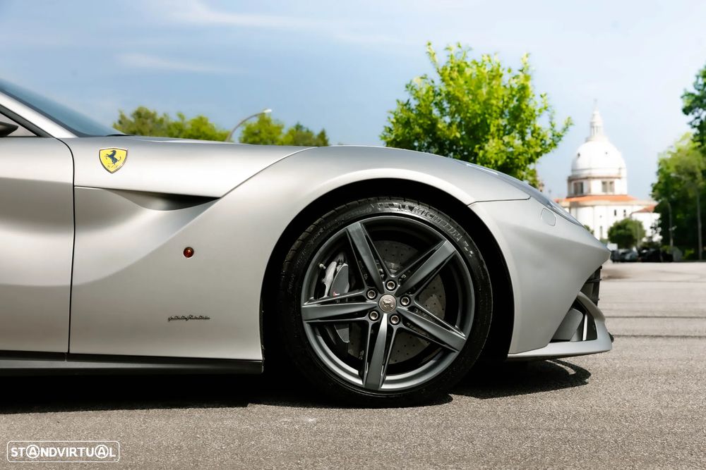 Ferrari F12 Berlinetta Hele - 6