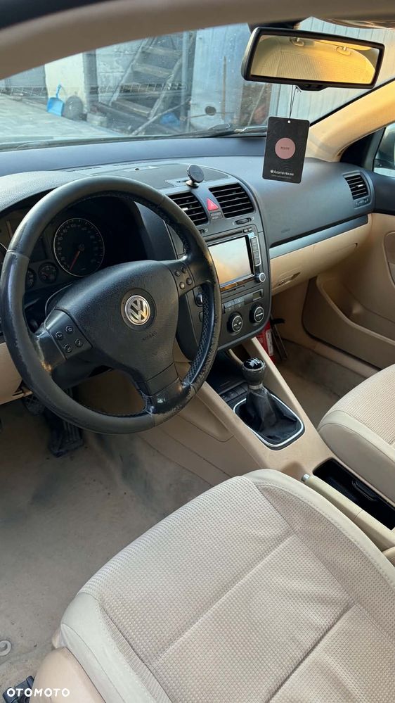 Volkswagen Jetta 1.9 TDI Trendline - 7