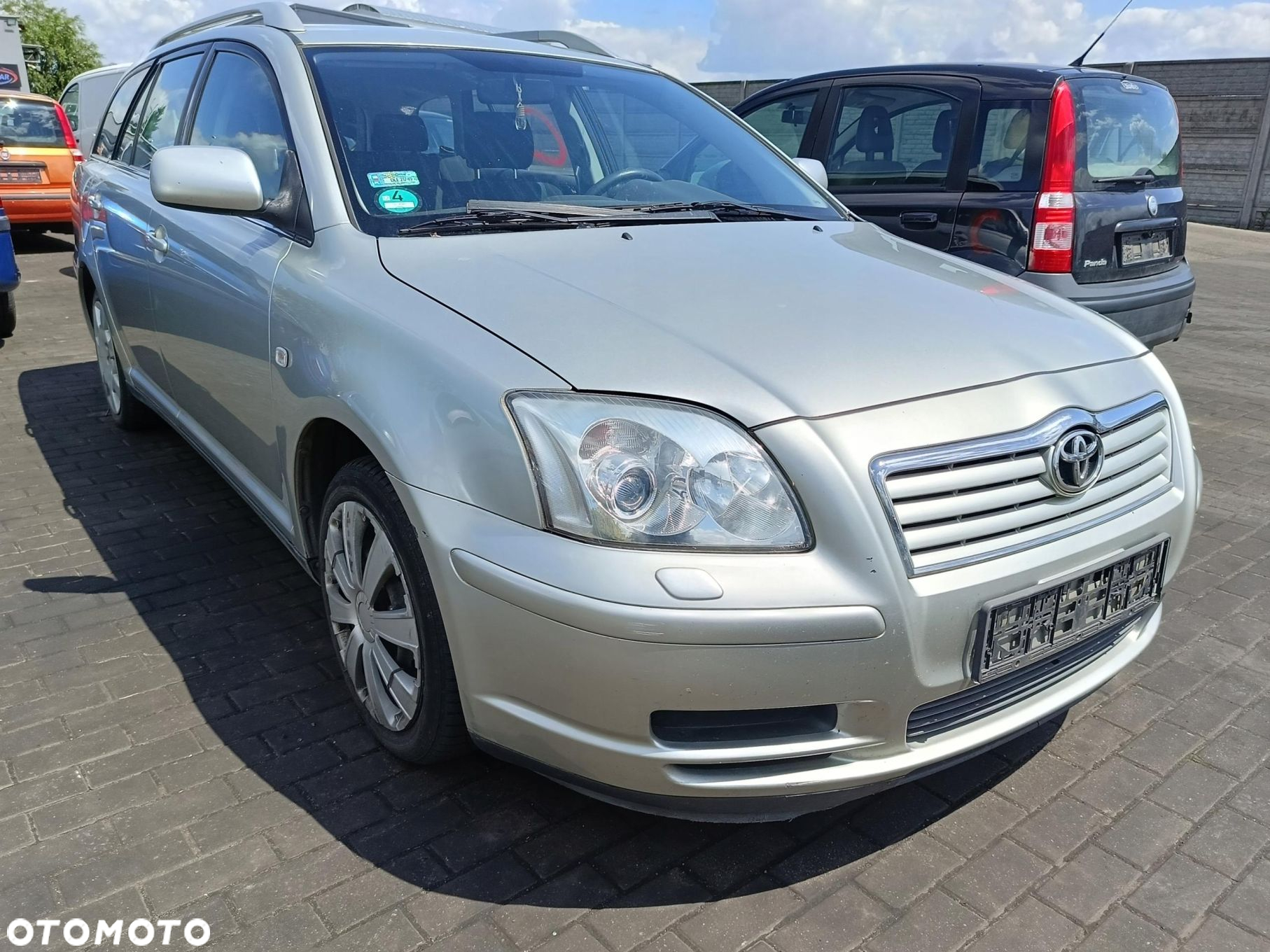 TOYOTA AVENSIS T25 03-08 KLAPKA WLEWU PALIWA kod lakieru 1C0 - 6