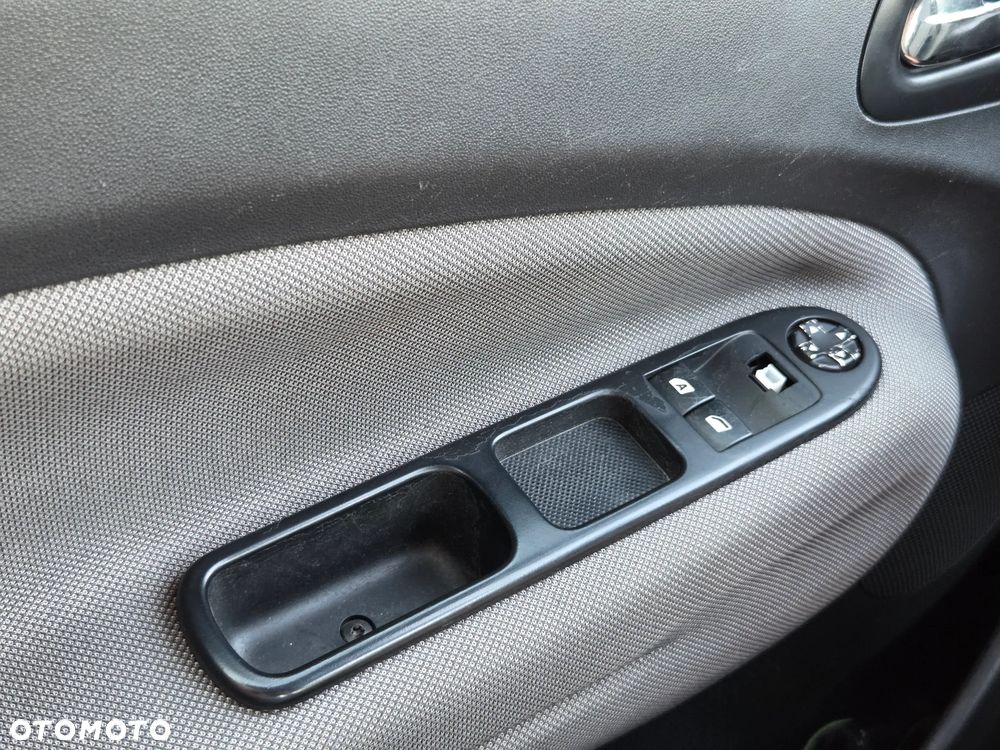 Citroën C3 Picasso 1.6 HDi Exclusive Euro5 - 23
