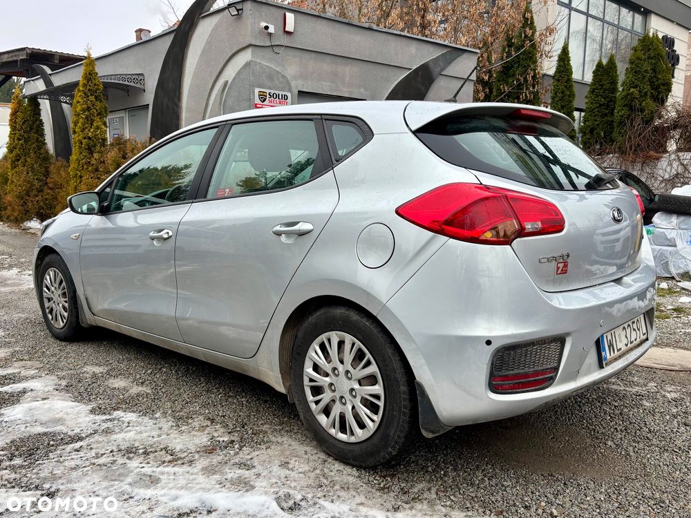 Kia Ceed 1.6 CRDi M - 7